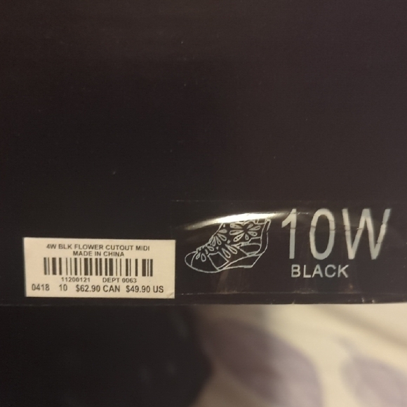 Torrid Wide Width Cutout Wedges 10W - Picture 11 of 12